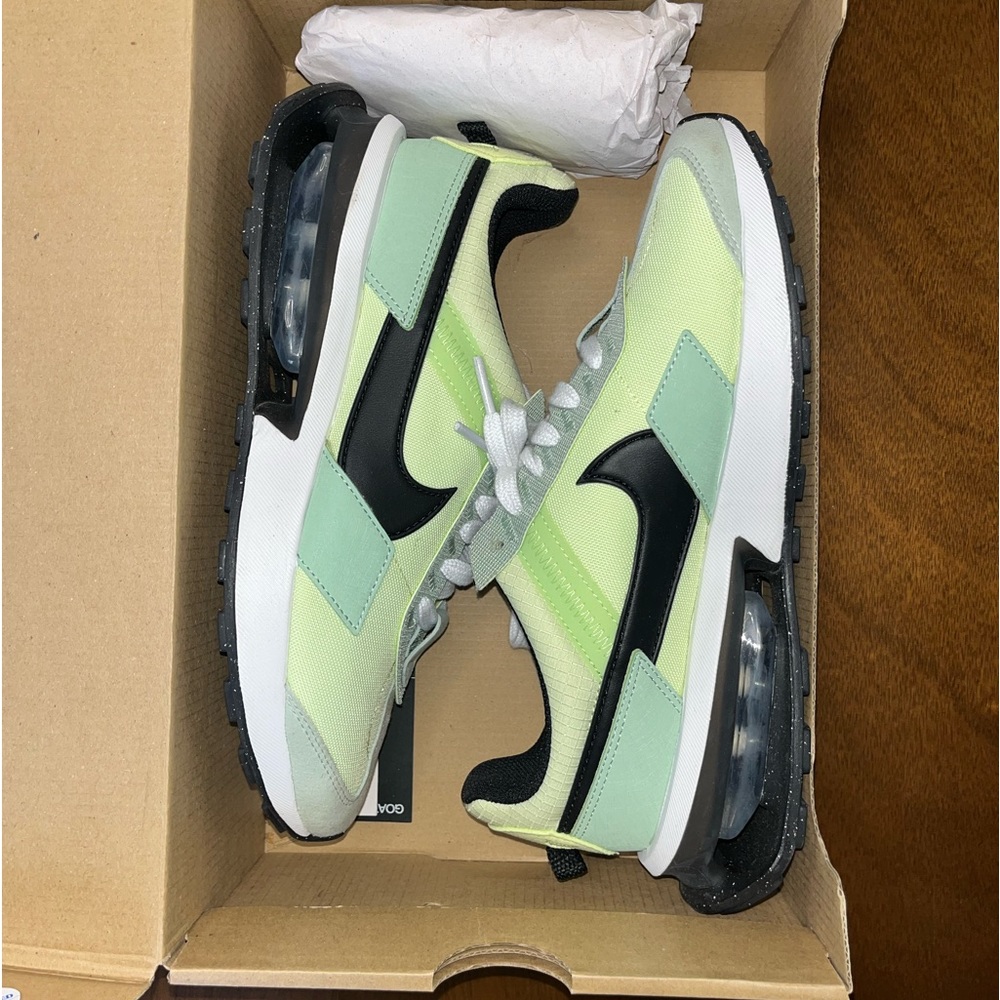 Nike Air Max Pre-day